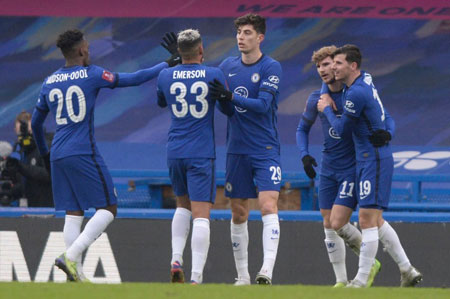 记者：狼队和塞维谈妥1700万欧签胡安卢，但球员想去那不勒斯