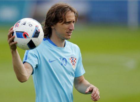 克罗地亚大名单：魔笛、格瓦领衔，科娃入选后又因伤退出