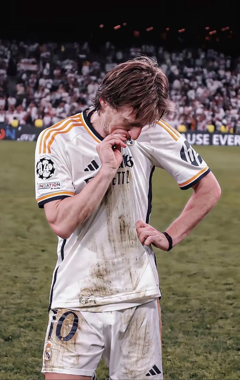 埃贝尔：于帕在哪都会赚到足够的钱，球队发展方向对他最重要